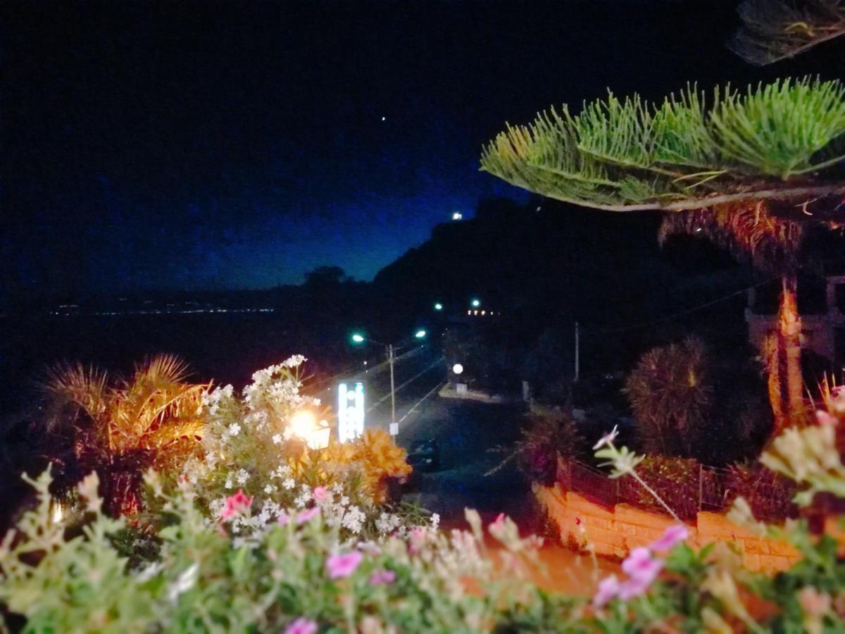 Paradiso Hotel Ristorante Riaci Capo Exterior foto